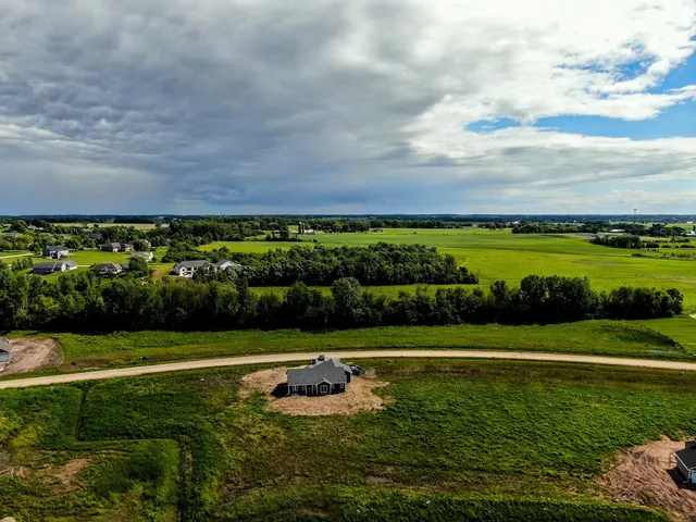 $85,355 | Cornhusk Lane, Unit 62, Omro, WI 54963