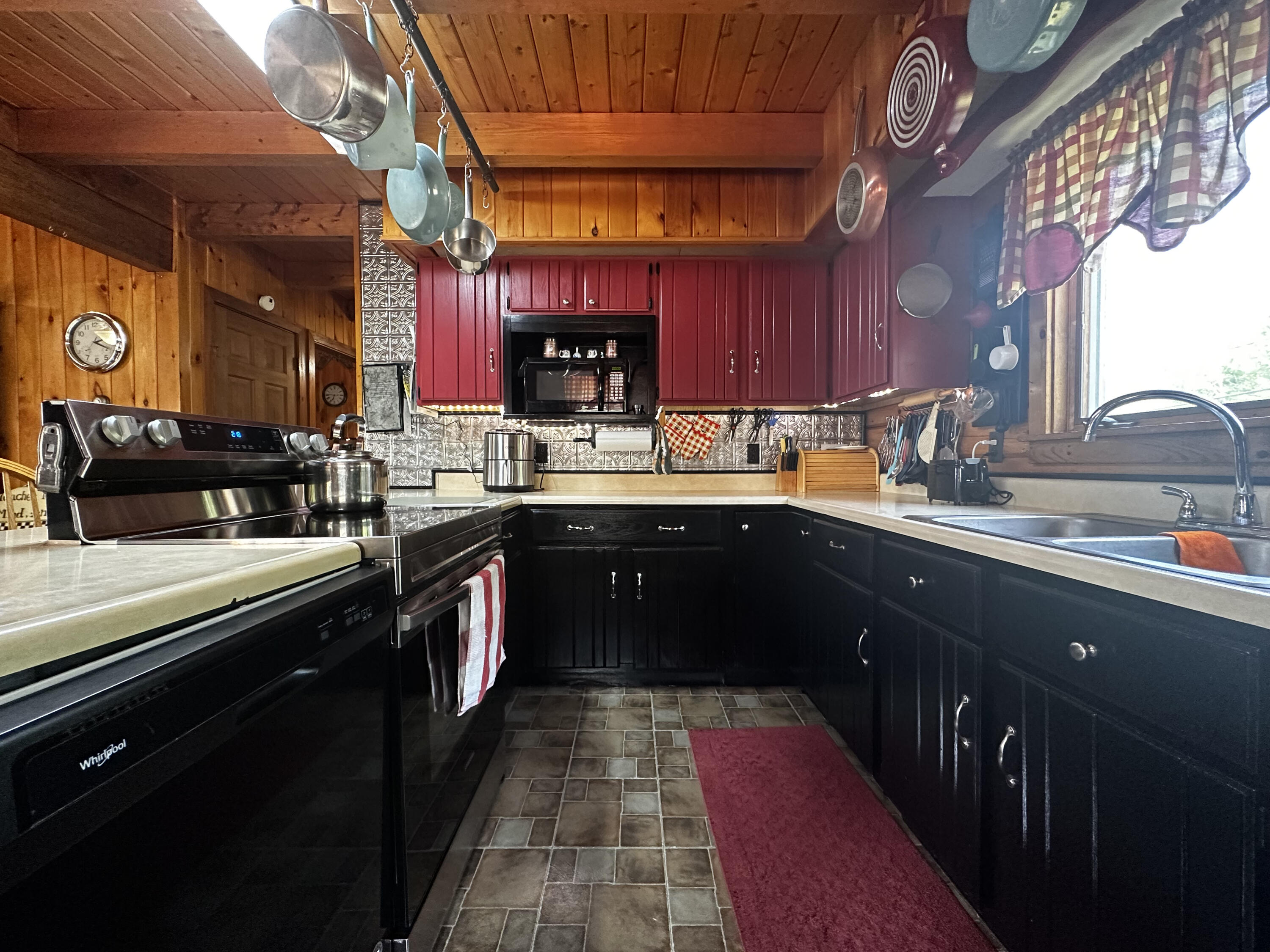 156 Sheridan Road Ashland, ME 04732 - Photo 7 of 32 IMG_8746
