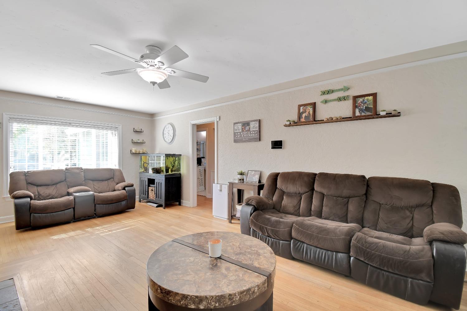 1750 Hazel Street Gridley, CA 95948 - Photo 9 of 20 a living room with furniture and a couch