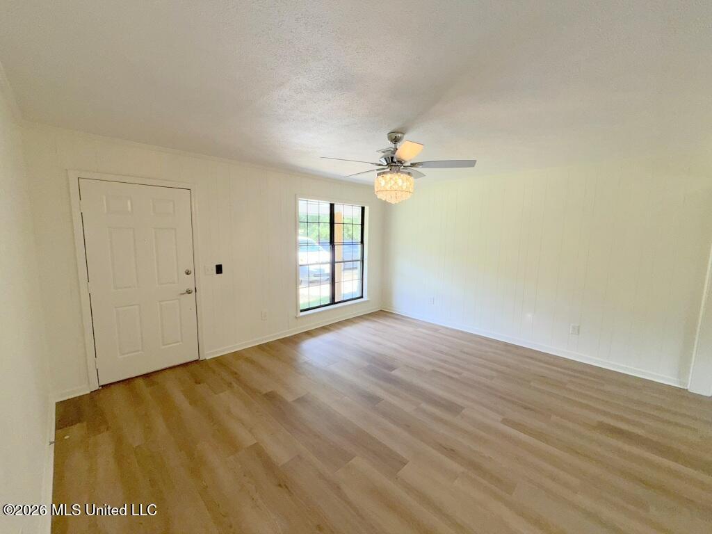 1085 Old Jackson Road Terry, MS 39170 - Photo 6 of 22 Living Room