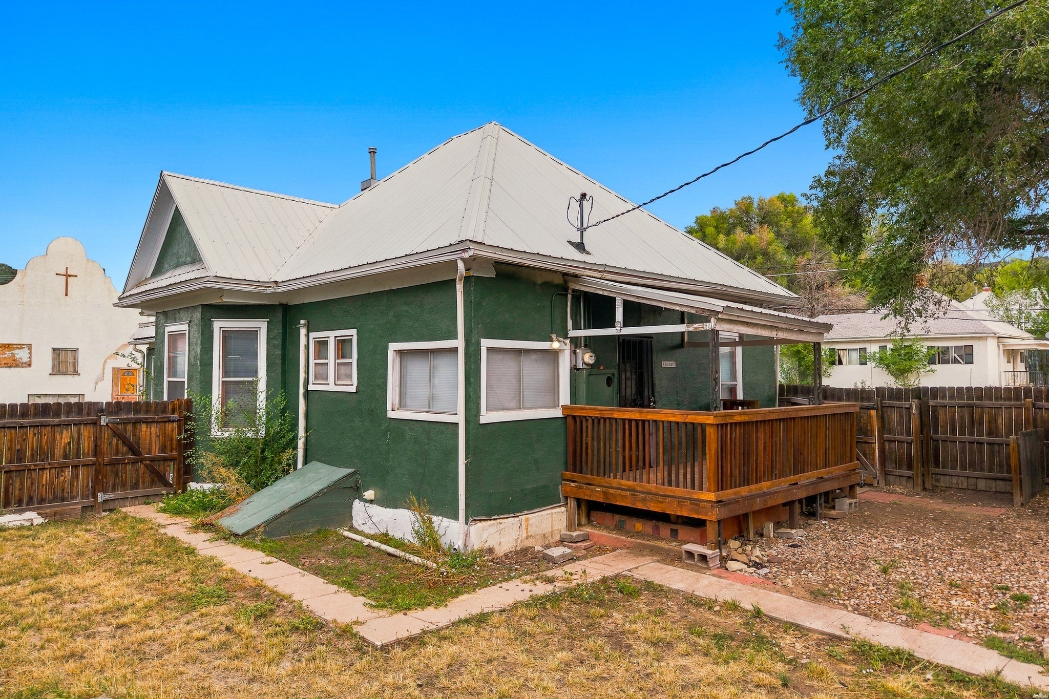 645 North 1st Street Raton, NM 87740 - Photo 3 of 25 Gallery Image 3