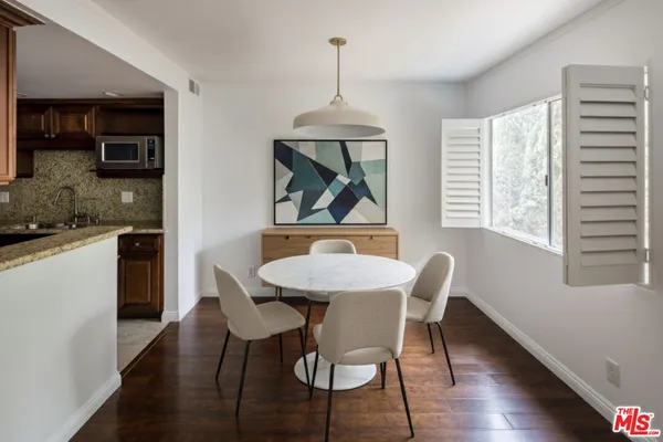 $4,950 | 2318 Fox Hills Drive, Unit 105, Los Angeles, CA 90064