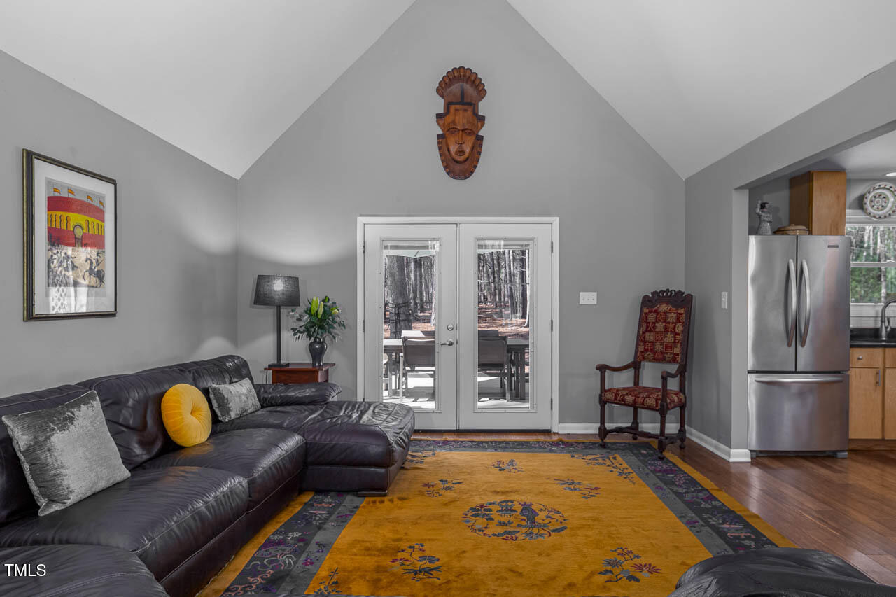9501 Coachway Chapel Hill, NC 27516 - Photo 5 of 47 a living room with furniture and a couch