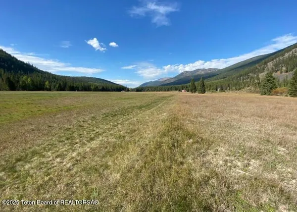 $1,995,000 | 2398 Pne Crk Road, Troy, MT 59935