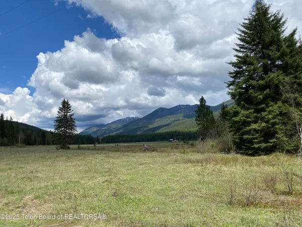 $1,995,000 | 2398 Pne Crk Road, Troy, MT 59935