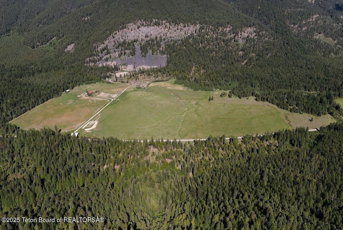 2398 Pne Crk Road Troy, MT 59935 - Photo 3 of 31 19ddf8f4edf08a1afbe2f0623b84eb4d-uncropp