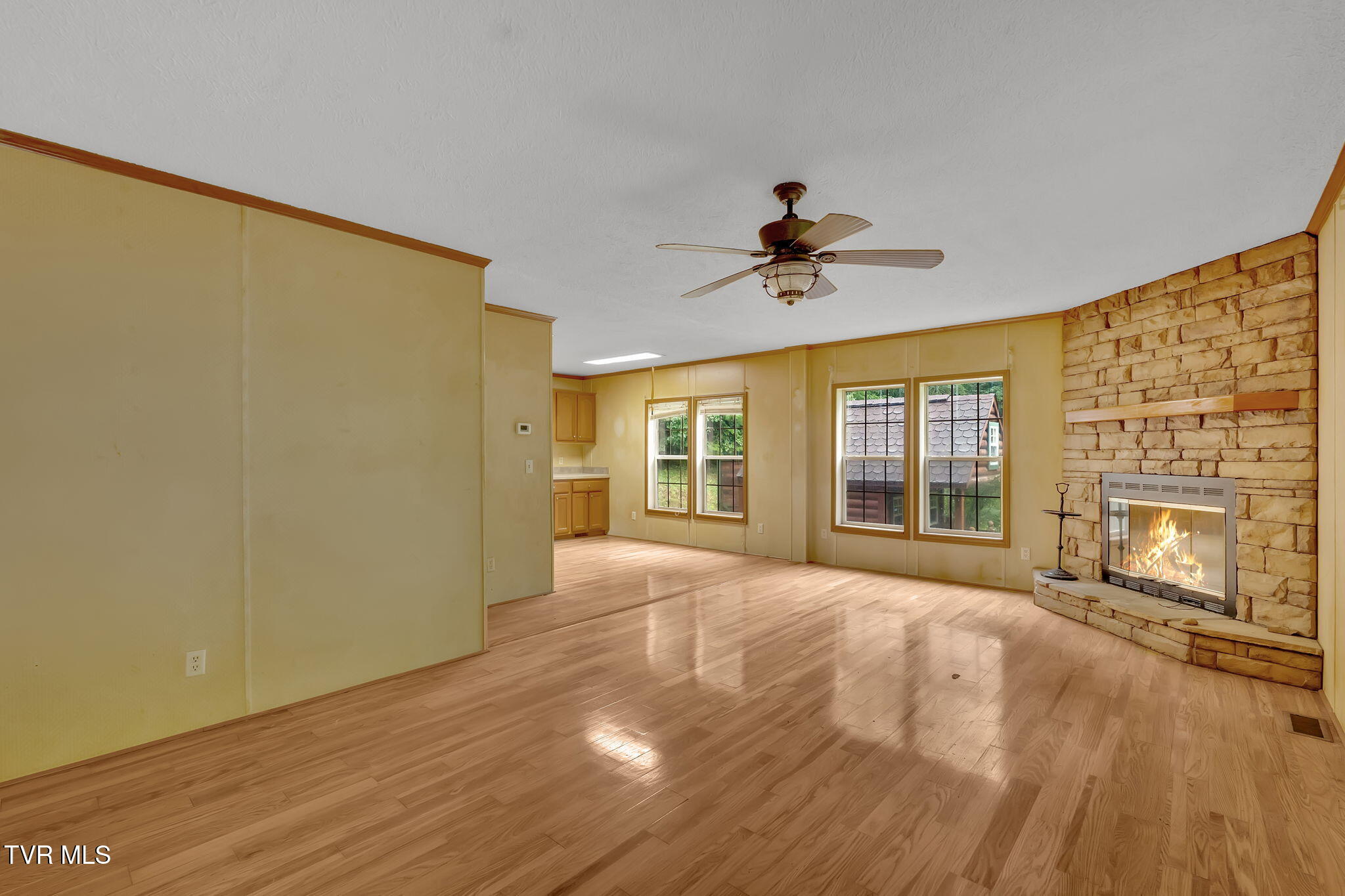1306 Old Stage Road Johnson City, TN 37615 - Photo 16 of 32 32-web-or-mls-JH 20250813-202