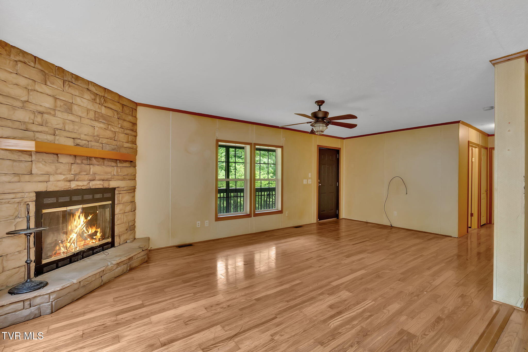 1306 Old Stage Road Johnson City, TN 37615 - Photo 17 of 32 24-web-or-mls-JH 20250813-205