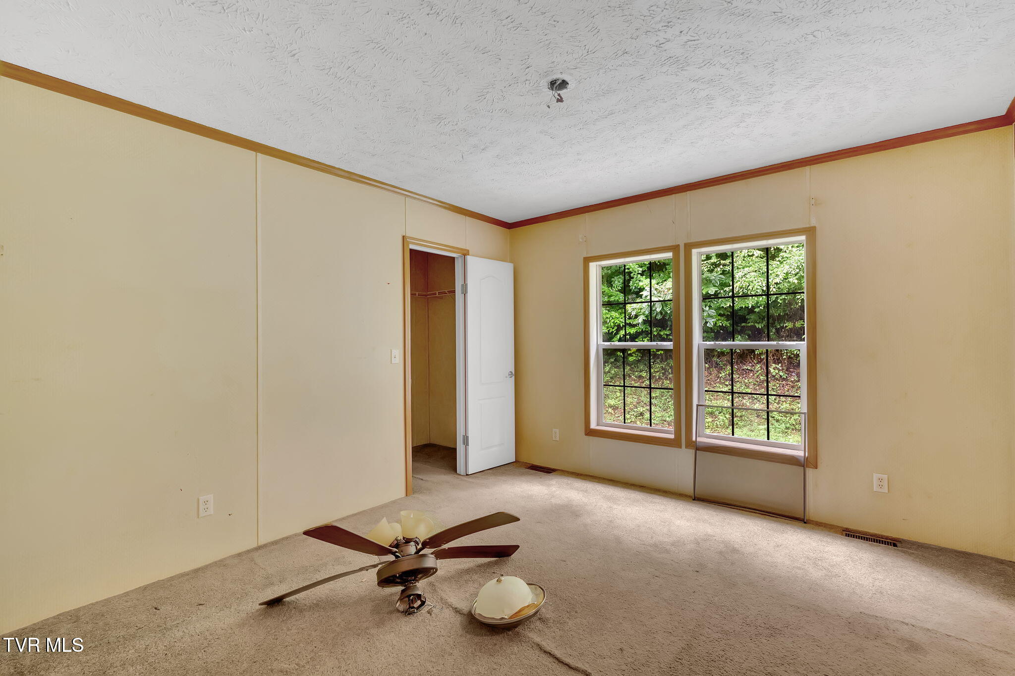 1306 Old Stage Road Johnson City, TN 37615 - Photo 24 of 32 22-web-or-mls-JH 20250813-223