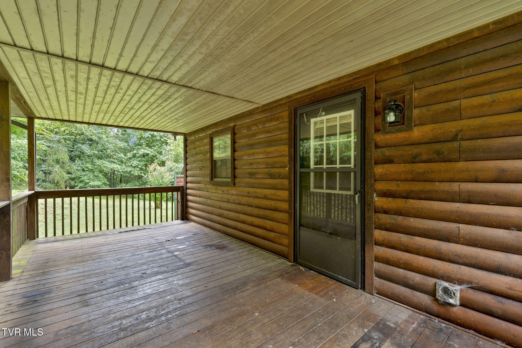 1306 Old Stage Road Johnson City, TN 37615 - Photo 4 of 32 21-web-or-mls-JH 20250813-257