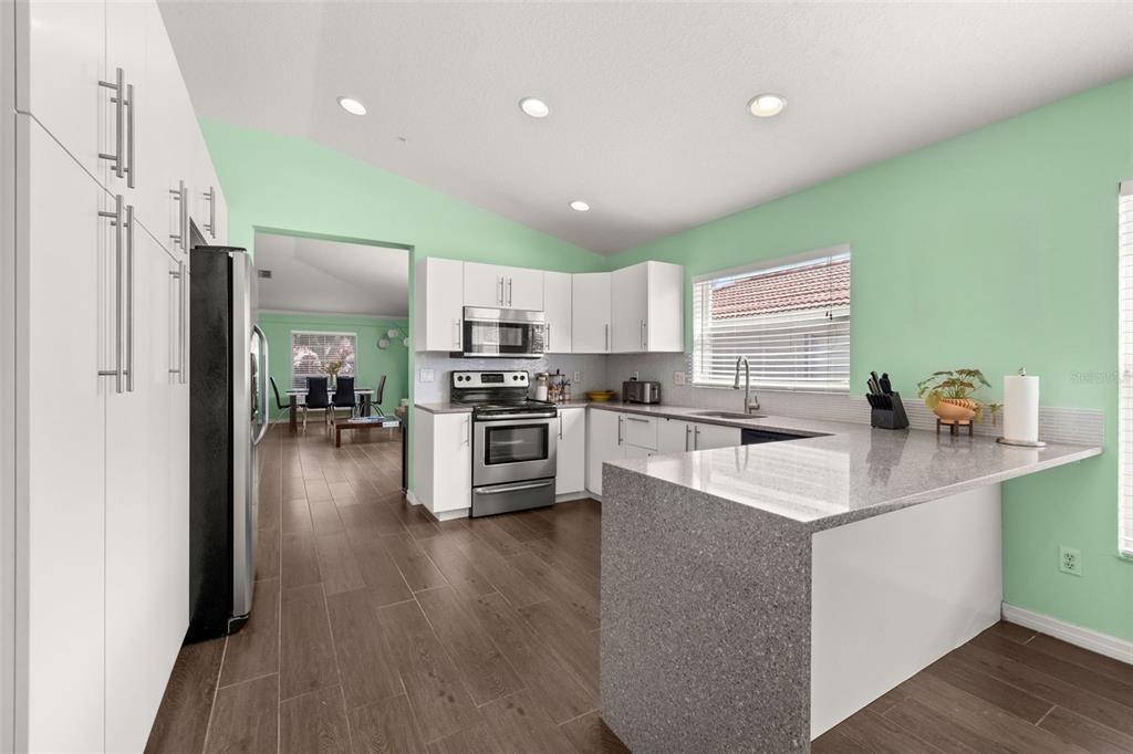 11438 Arborside Bend Way Windermere, FL 34786 - Photo 15 of 54