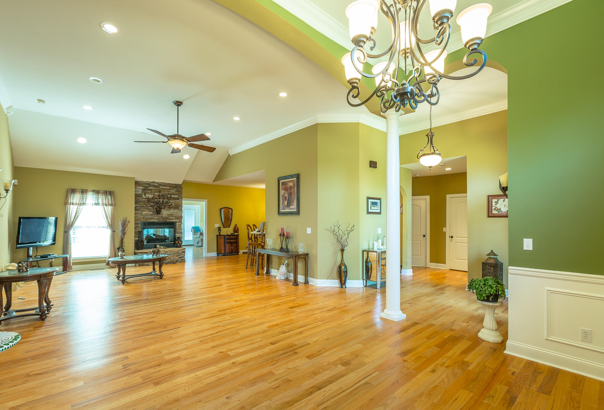 7929 Gann Road Hixson, TN 37343 - Photo 4 of 29 View of the great room