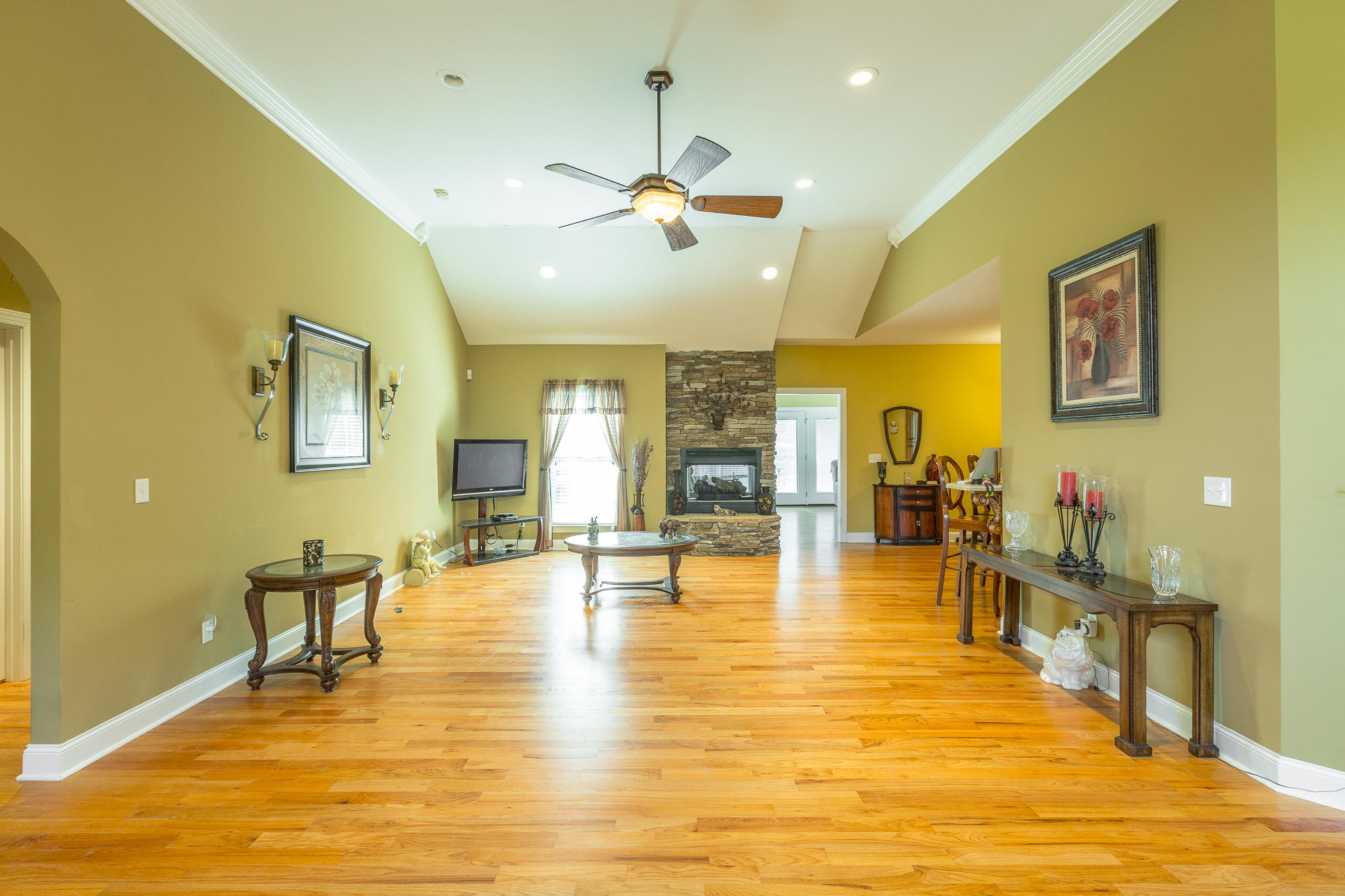 7929 Gann Road Hixson, TN 37343 - Photo 6 of 29 Great room