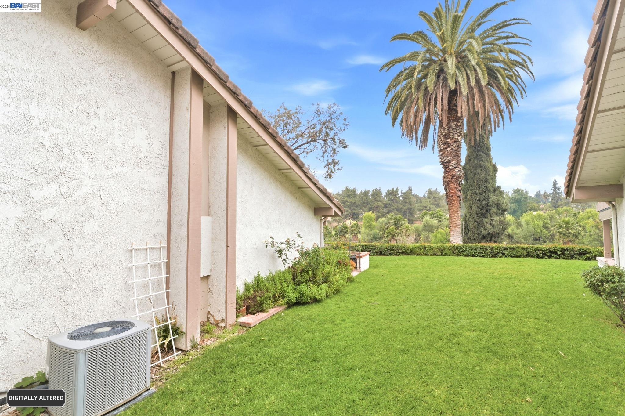 742 Vía Zapata Riverside, CA 92507 - Photo 5 of 53