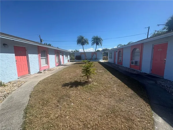 $1,575 | 16901 Juanita Avenue, Fort Myers, FL 33908
