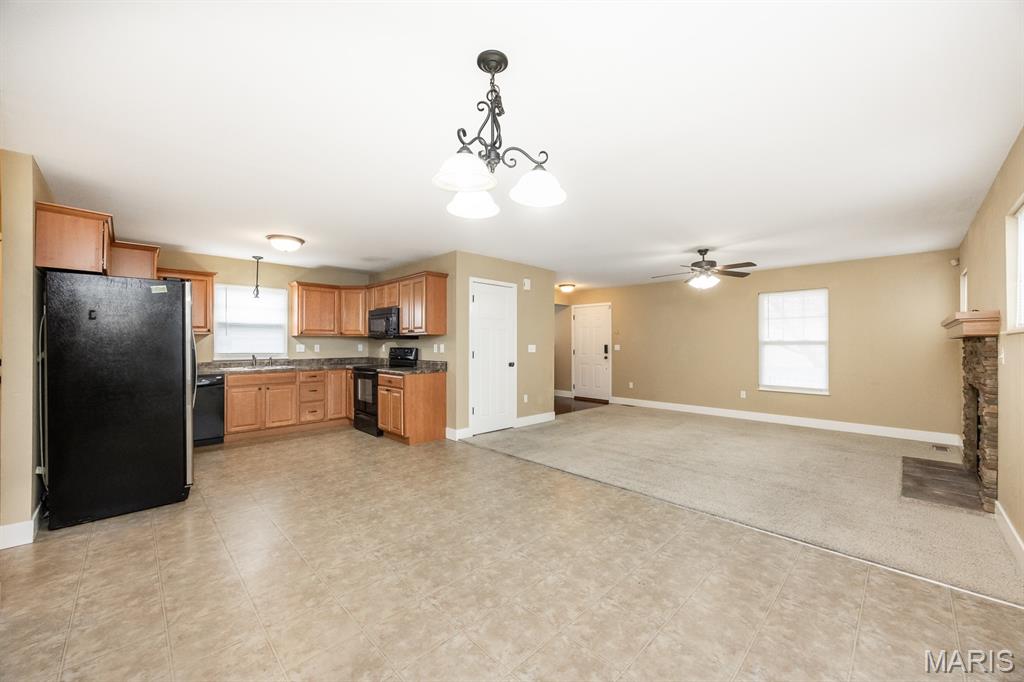 205 East 2nd Street O'Fallon, IL 62269 - Photo 5 of 24