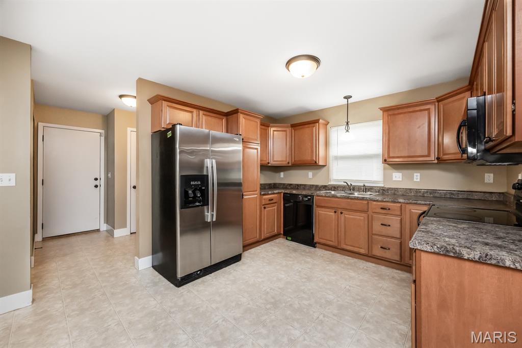 205 East 2nd Street O'Fallon, IL 62269 - Photo 7 of 24