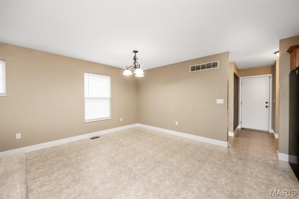 205 East 2nd Street O'Fallon, IL 62269 - Photo 8 of 24