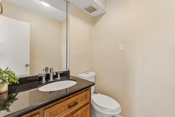 $3,400 | 3218 Freshmeadows Drive, Houston, TX 77063