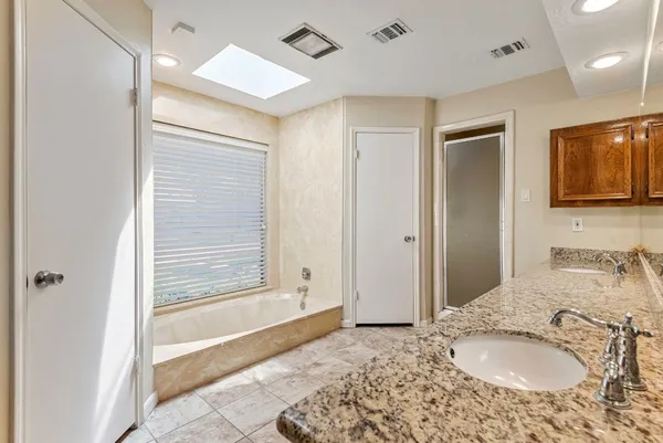 $3,200 | 3218 Freshmeadows Drive, Houston, TX 77063