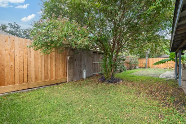$3,400 | 3218 Freshmeadows Drive, Houston, TX 77063