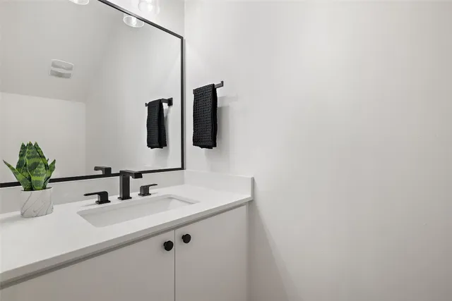 $3,675 | 1903 Frazier Avenue, Unit B, Austin, TX 78704