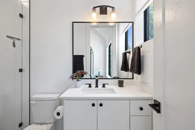 $3,675 | 1903 Frazier Avenue, Unit B, Austin, TX 78704