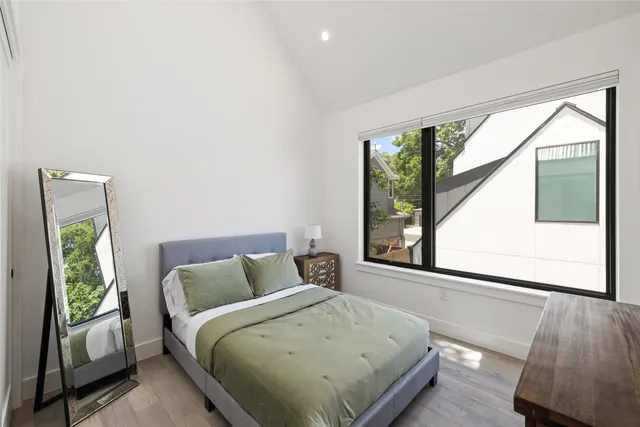 $3,550 | 1903 Frazier Avenue, Unit B, Austin, TX 78704