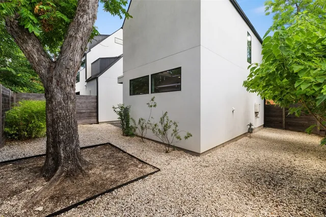 $3,675 | 1903 Frazier Avenue, Unit B, Austin, TX 78704