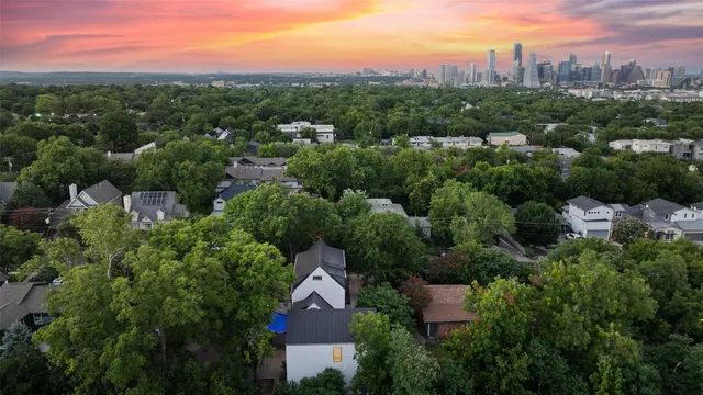 $3,675 | 1903 Frazier Avenue, Unit B, Austin, TX 78704