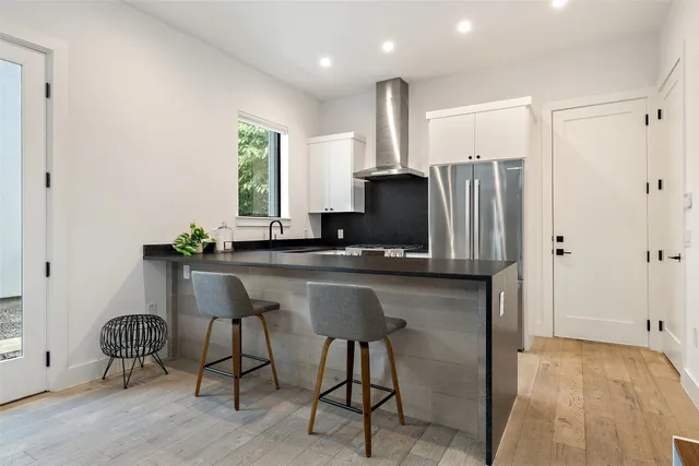 $3,550 | 1903 Frazier Avenue, Unit B, Austin, TX 78704