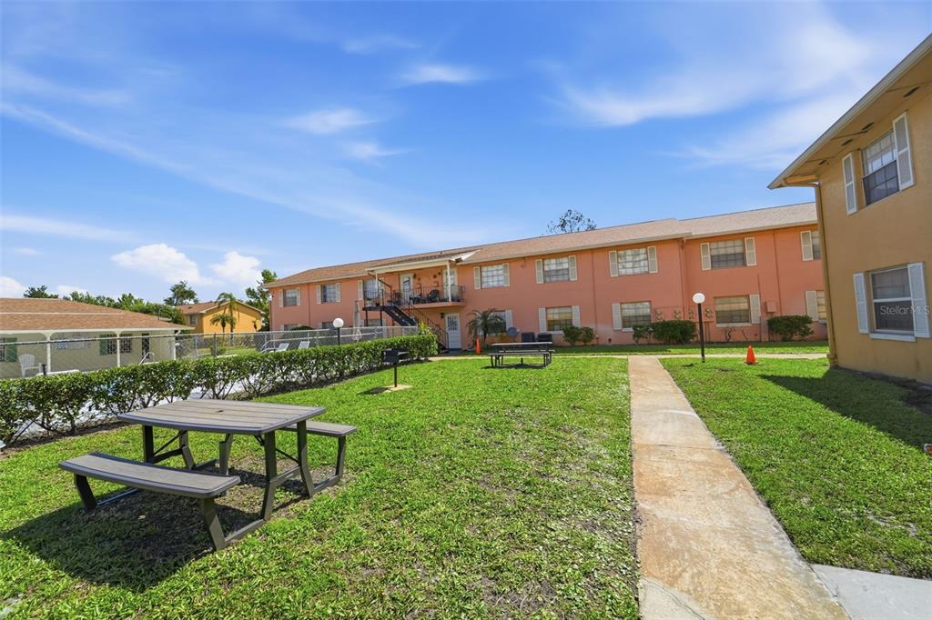 1655 West Oak Ridge Road, Unit D Orlando, FL 32809 - Photo 4 of 23