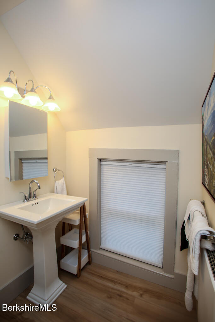 44 Main Street, Unit 3 Stockbridge, MA 01262 - Photo 8 of 13 BATHROOM 2