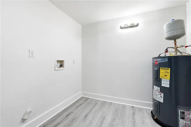 a view of livingroom with furniture and wooden floor