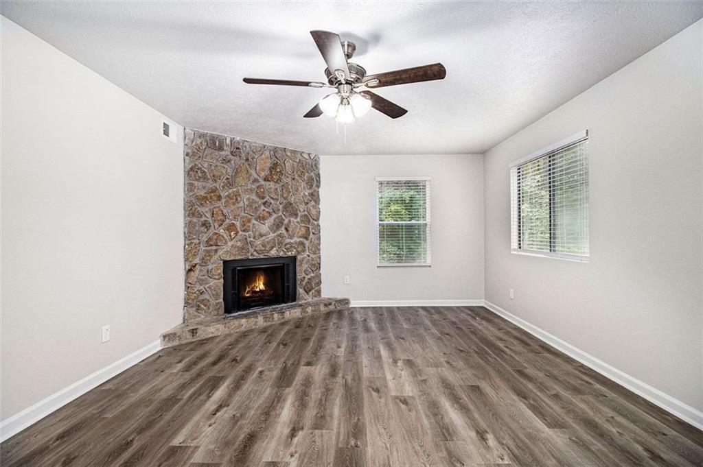 5268 Fox Path Stone Mountain, GA 30088 - Photo 11 of 31