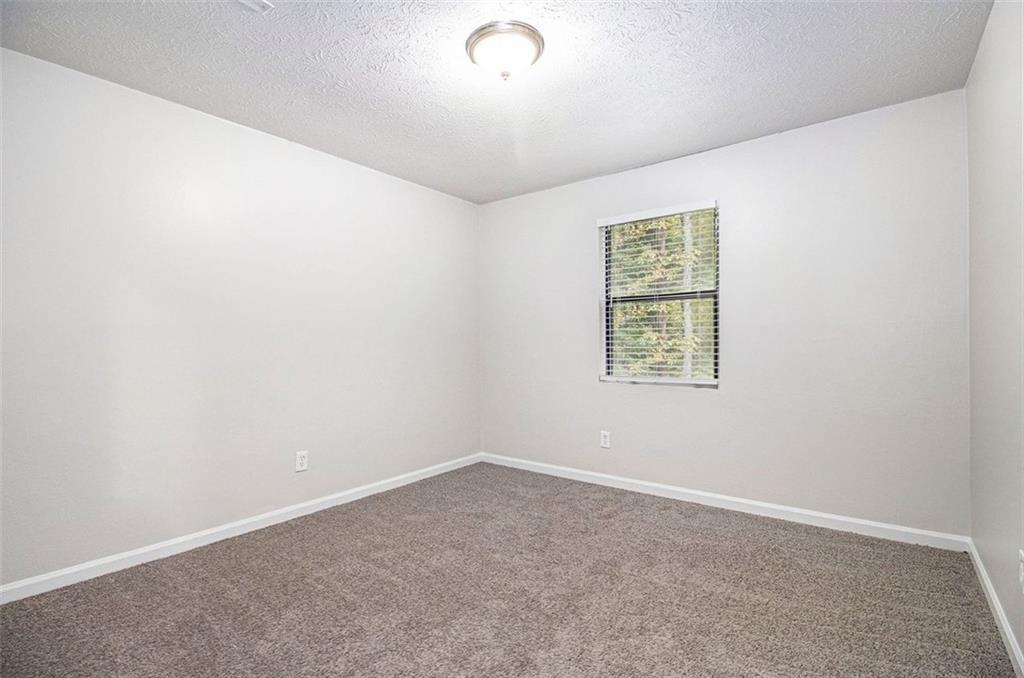 5268 Fox Path Stone Mountain, GA 30088 - Photo 15 of 31