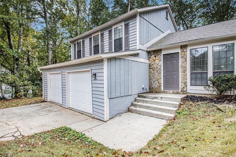 5268 Fox Path Stone Mountain, GA 30088 - Photo 3 of 31