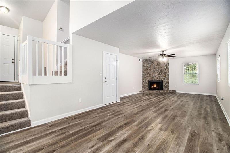 5268 Fox Path Stone Mountain, GA 30088 - Photo 10 of 31