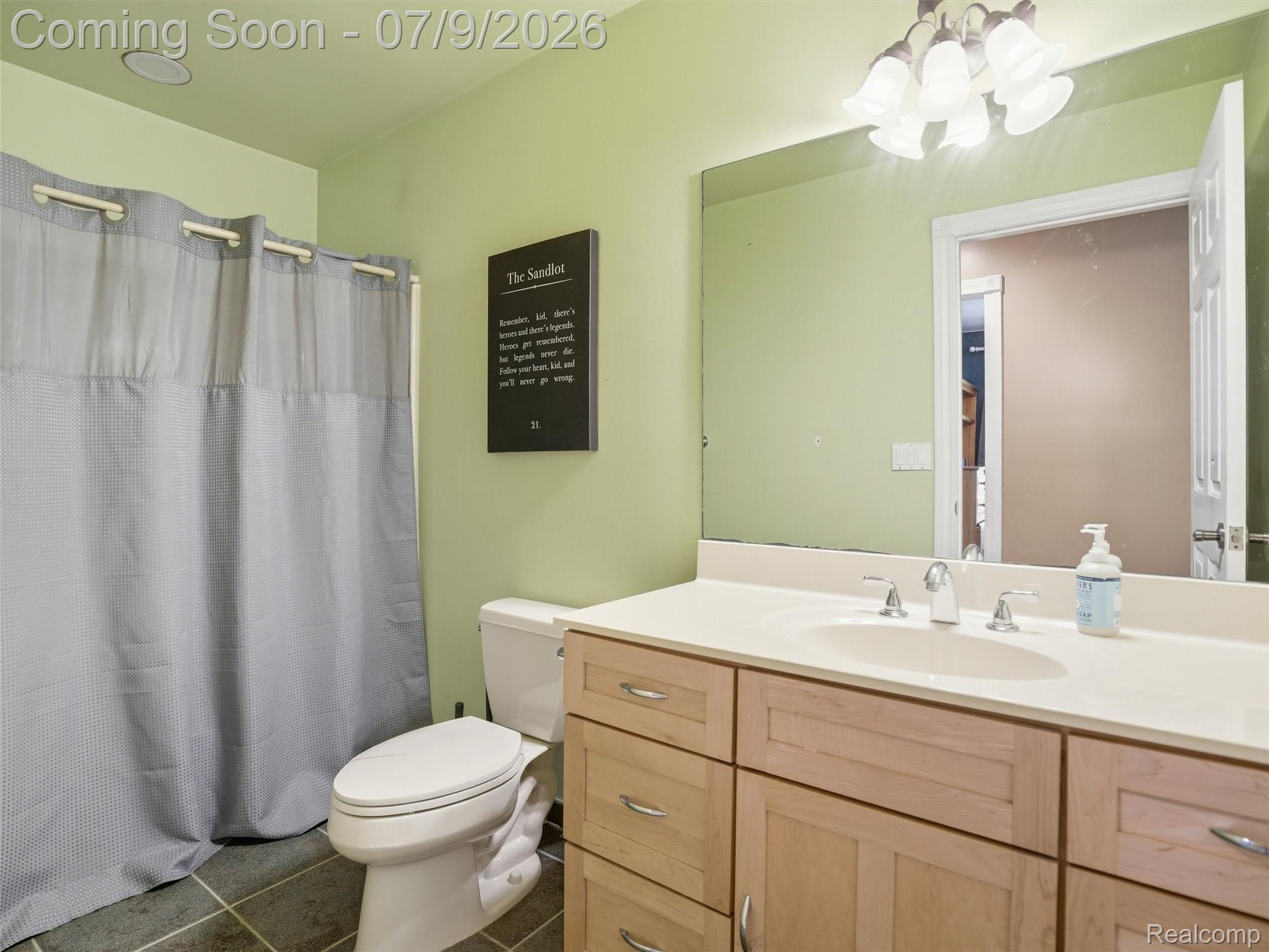 9326 Foley Crossing Fenton, MI 48430 - Photo 15 of 32 22-DSC02547.jpg