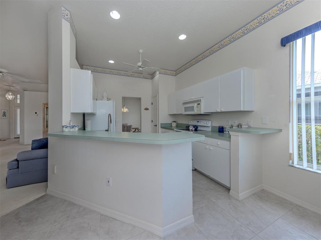 737 Pond Lily Way Venice, FL 34293 - Photo 11 of 50