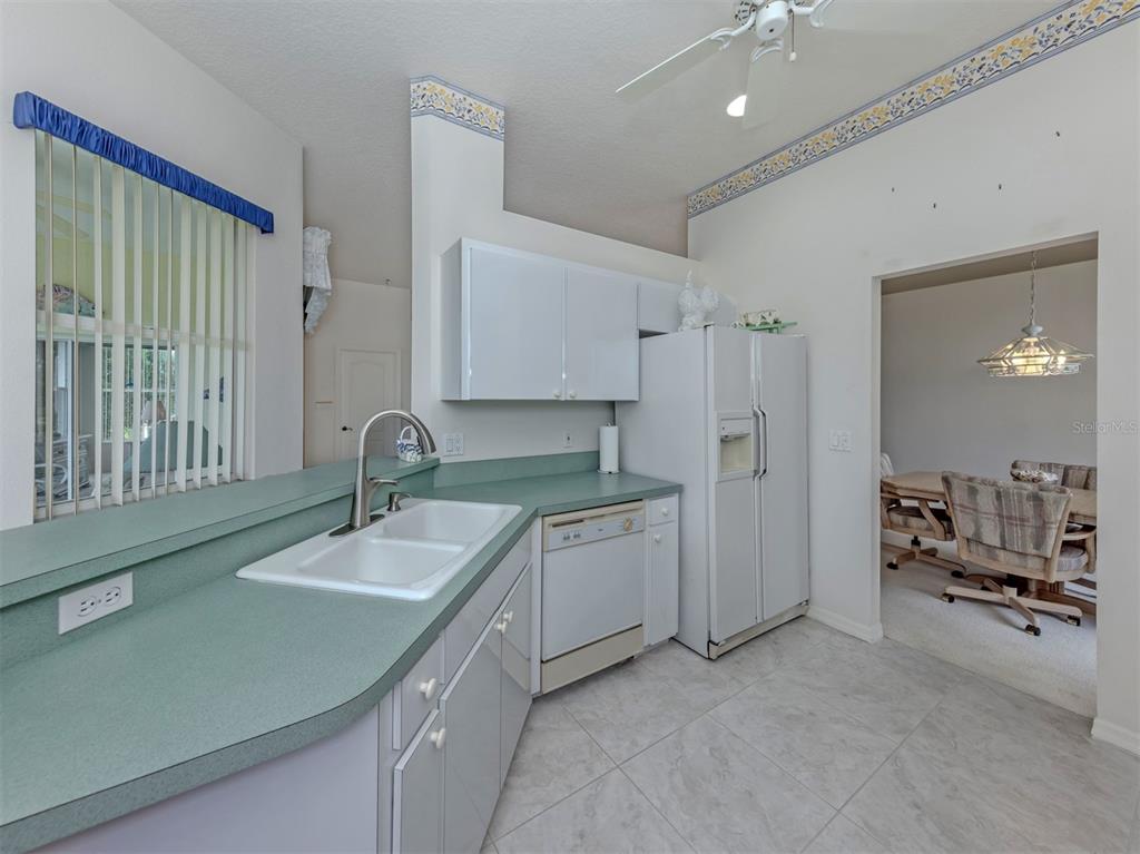 737 Pond Lily Way Venice, FL 34293 - Photo 14 of 50