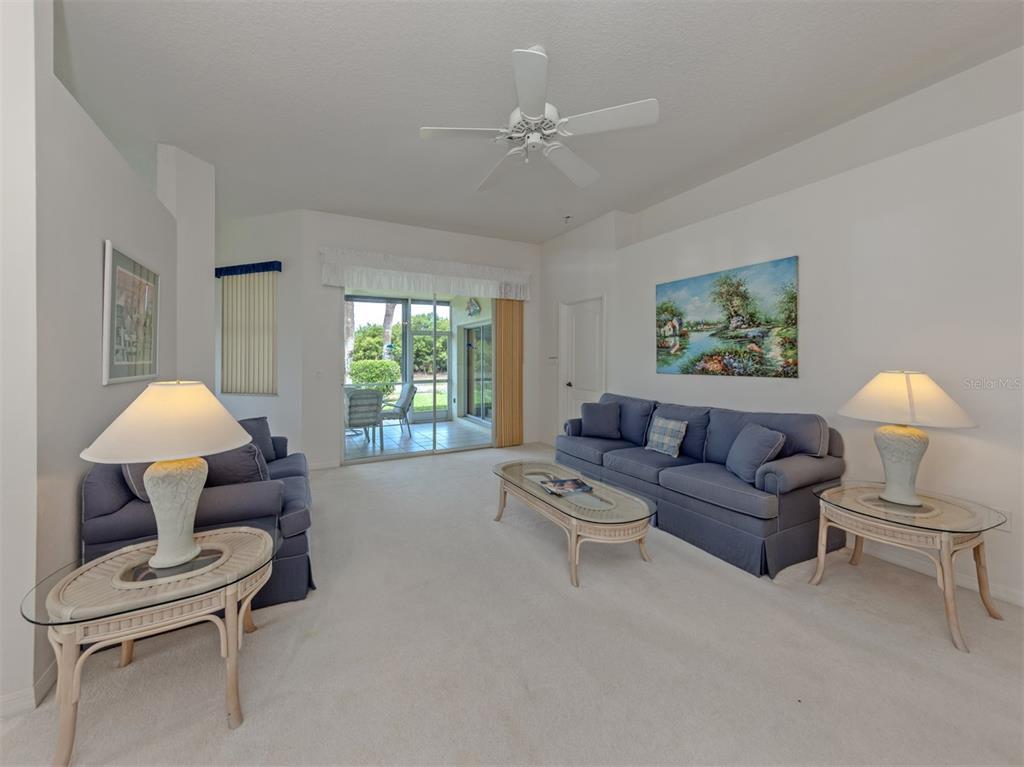 737 Pond Lily Way Venice, FL 34293 - Photo 5 of 50
