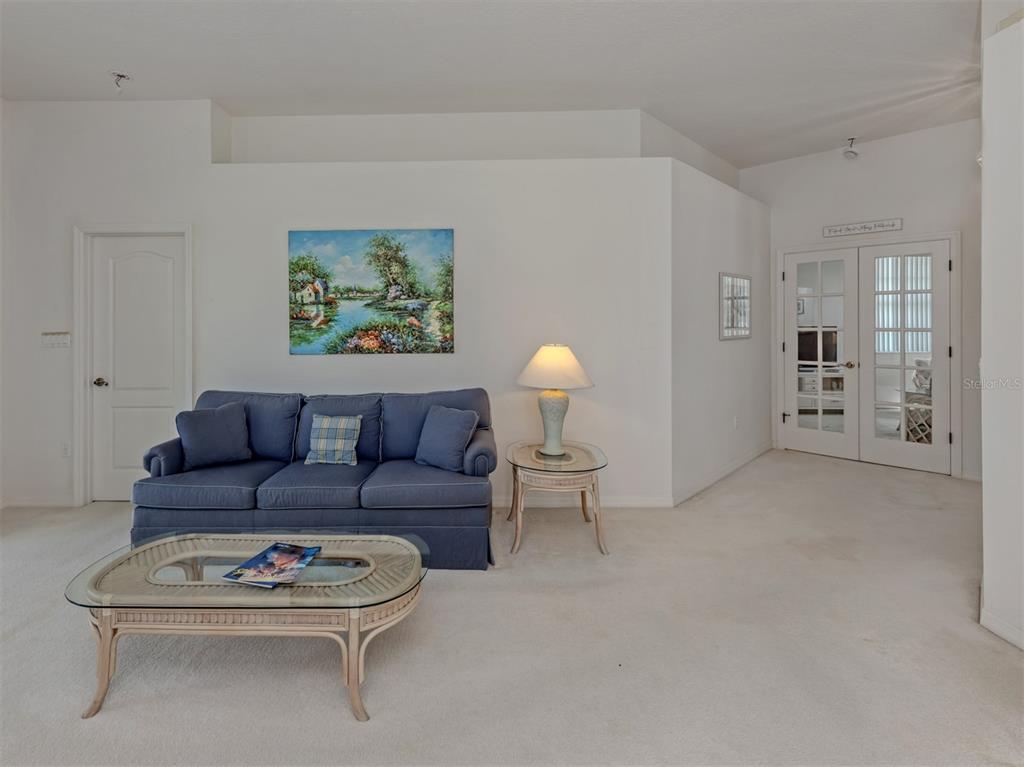 737 Pond Lily Way Venice, FL 34293 - Photo 7 of 50