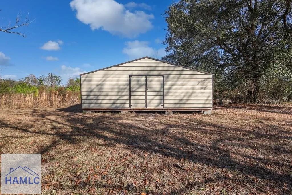 11038 Lanes Bridge Road Jesup, GA 31545 - Photo 10 of 27 Gallery Image 10