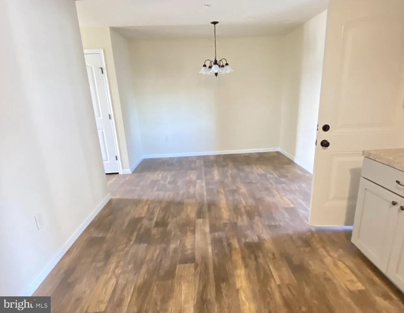 20 Skip Lane Carlisle, PA 17013 - Photo 3 of 19