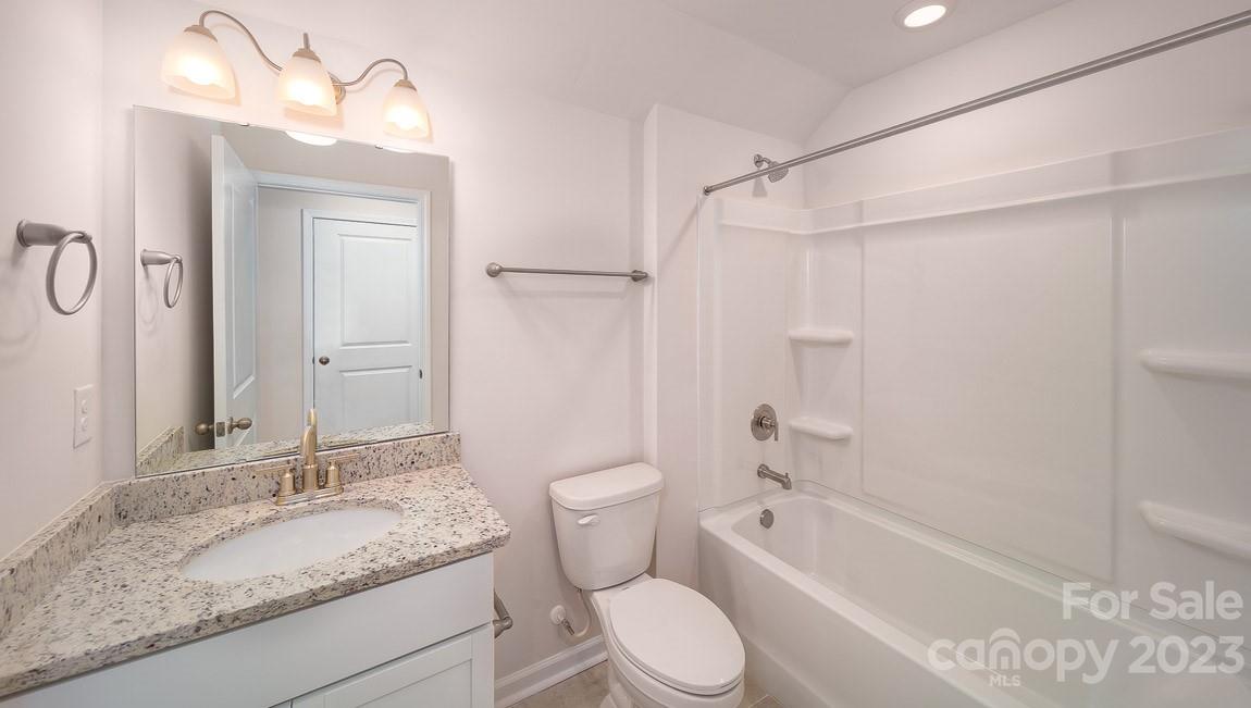 254 Fox Cove Road Hendersonville, NC 28792 - Photo 7 of 27 Gallery Image 7
