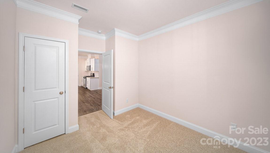 254 Fox Cove Road Hendersonville, NC 28792 - Photo 8 of 27 Gallery Image 8