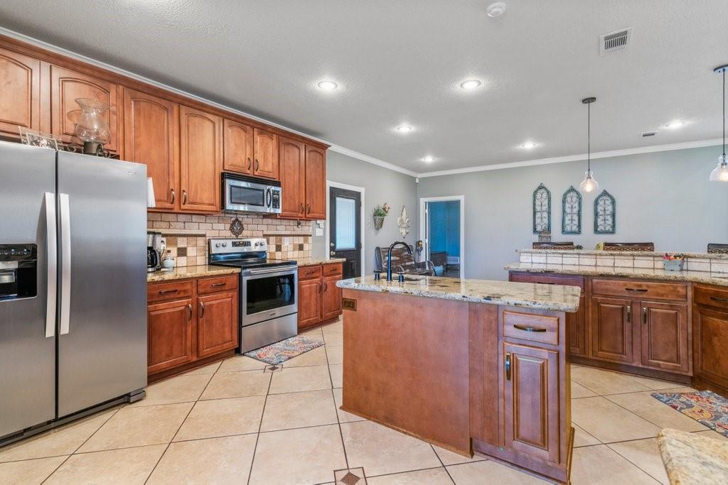 3551 Harmon Broussard Road Sulphur, LA 70663 - Photo 4 of 29 Gallery Image 4