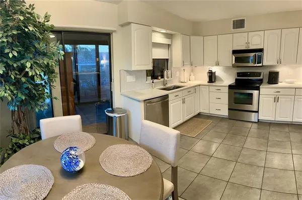 $2,800 | 8626 54th Avenue West, Unit 29, Bradenton, FL 34210