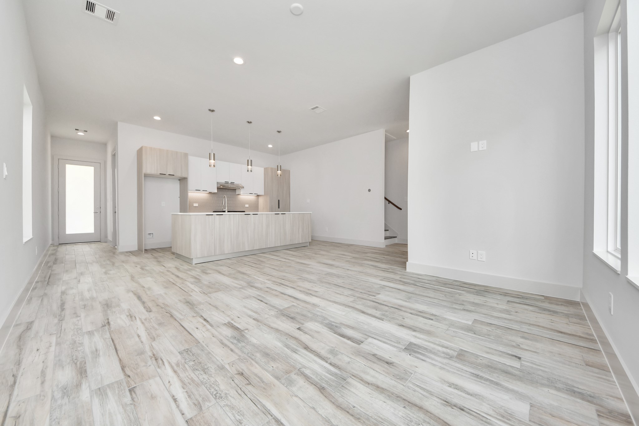 4022 Boho Lane Houston, TX 77045 - Photo 7 of 18 living room/dining